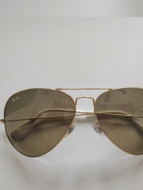 Ray-Ban Gold Aviator Sunglasses with Brown Lenses